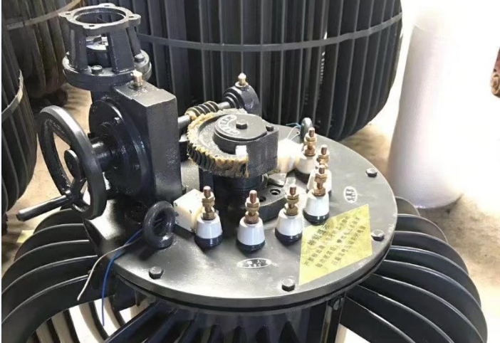 三相感應(yīng)調(diào)壓器 三相感應(yīng)調(diào)壓器