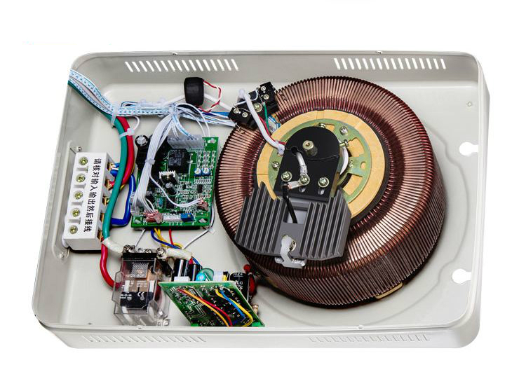 家用220穩(wěn)壓器