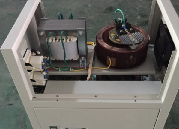 穩(wěn)壓器欠壓 穩(wěn)壓器欠壓