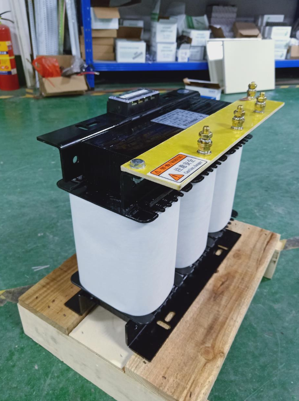 光伏儲(chǔ)能變壓器